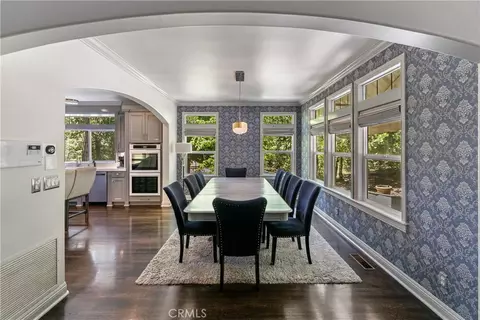 Dining - 26125 Augusta Dr, Lake Arrowhead, CA 92352 photo 3 of 4