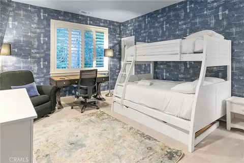 Bedroom - 26125 Augusta Dr, Lake Arrowhead, CA 92352 photo 6 of 6
