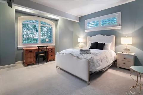 Bedroom - 26125 Augusta Dr, Lake Arrowhead, CA 92352 photo 5 of 6