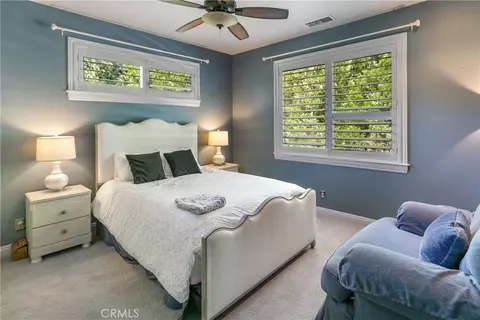 Bedroom - 26125 Augusta Dr, Lake Arrowhead, CA 92352 photo 4 of 6