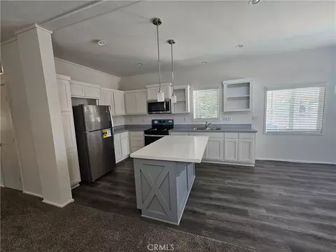 999 S Santa Fe Ave #35, San Jacinto, CA 92583
