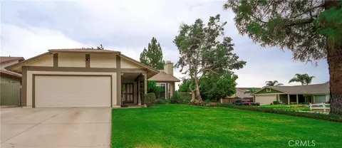 6005 N Walnut Ave, San Bernardino, CA 92407