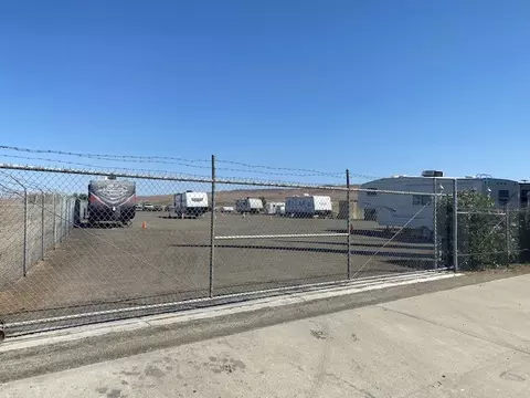 1075 W Elm Ave, Coalinga, CA 93210