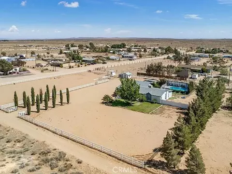 27737 Morgan Ln, Boron, CA 93516 photo 2