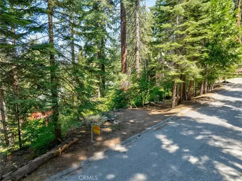 7419 Henness Ridge Rd, Yosemite, CA 95389