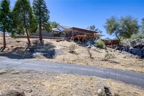 30850 Yosemite Springs Pkwy, Coarsegold, CA 93614