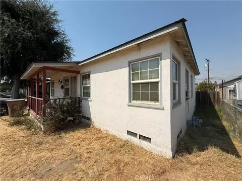 1501 El Toro Dr, Bakersfield, CA 93304