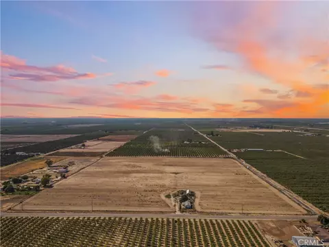 1095 E Mountain View Ave, Fresno, CA 93725