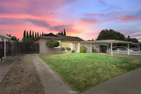 230 S Lee Ave, Oakdale, CA 95361