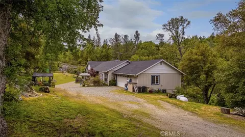50622 Critter Creek Ln, Oakhurst, CA 93644