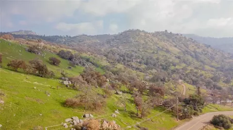 38938 Pepperweed Rd, Squaw Valley, CA 93675