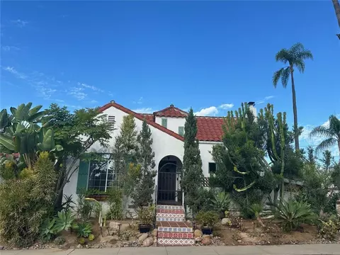 4596 Vista St, San Diego, CA 92116