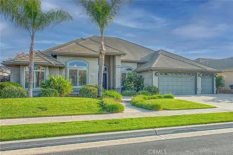 7730 Gilroy Ave, Fresno, CA 93722
