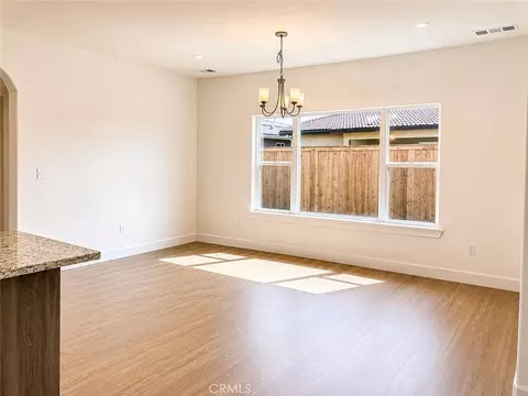 3808 Via Capitola Ave, Madera, CA 93637 photo 4