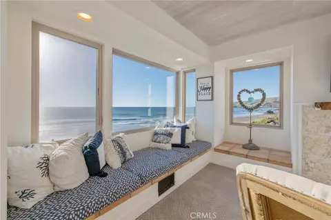 Living - 1234 Pacific, Cayucos, CA 93430 photo 6 of 7