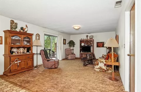 Living - 59556 Cascadel, North Fork, CA 93643 photo 3 of 4