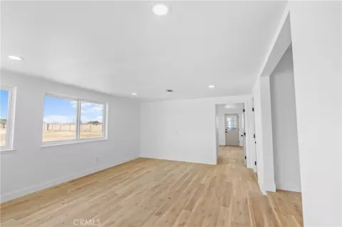 Living - 420 E Bellevue Rd, Merced, CA 95348 photo 12 of 13