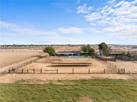 View/Area - 420 E Bellevue Rd, Merced, CA 95348 photo 2 of 5