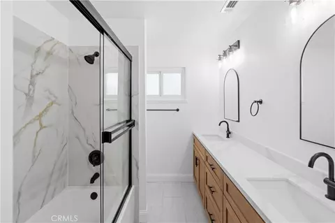 Bath - 420 E Bellevue Rd, Merced, CA 95348 photo 4 of 8