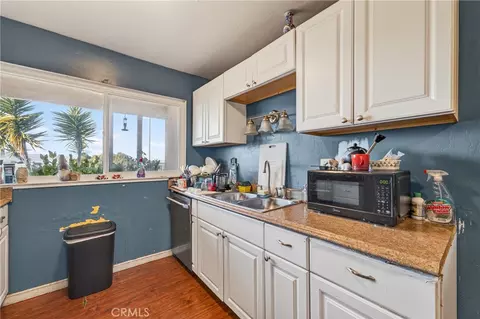 Kitchen - 1688 Harding, Seaside, CA 93955 photo 3 of 3