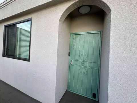 555 Maine Ave #425, Long Beach, CA 90802