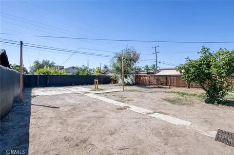 Exterior - 1317 Hall Ave, Corcoran, CA 93212 photo 7 of 10