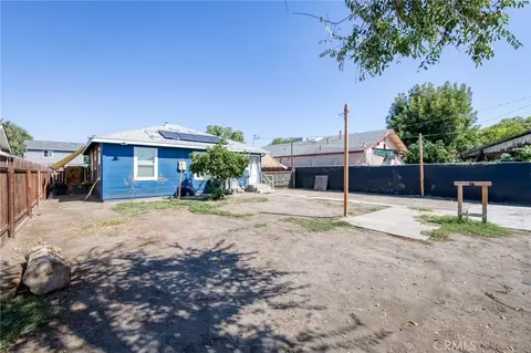Exterior - 1317 Hall Ave, Corcoran, CA 93212 photo 9 of 10