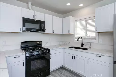 Kitchen - 1317 Hall Ave, Corcoran, CA 93212 photo 1 of 1