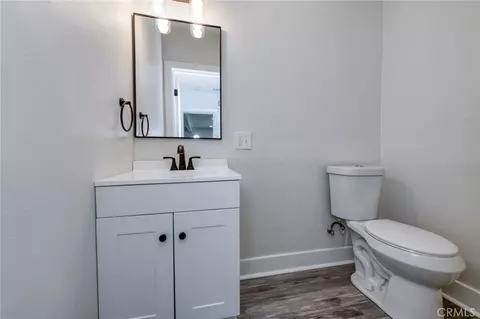 Bath - 1317 Hall Ave, Corcoran, CA 93212 photo 1 of 3