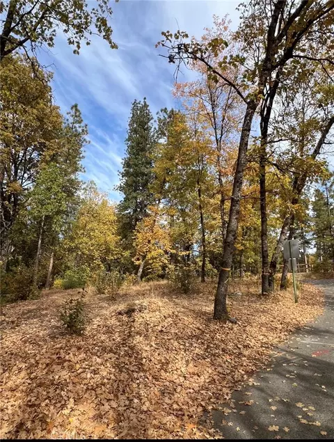 54692 Bluegill, Bass Lake, CA 93604