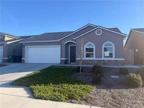 Exterior - 1105 E Orange St, Avenal, CA 93204 photo 2 of 8