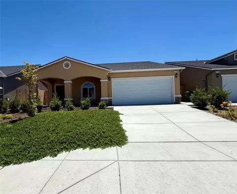 1220 Orange St, Avenal, CA 93204