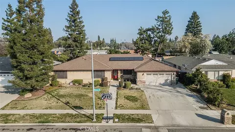 5644 N Hazel, Fresno, CA 93711