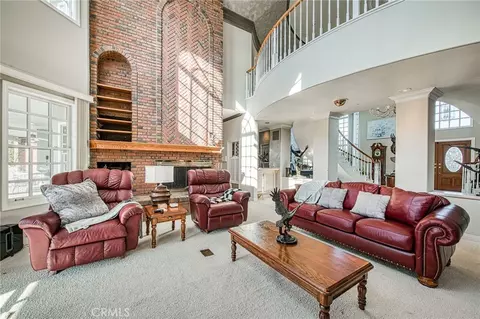Living - 14141 Millerton, Prather, CA 93651 photo 1 of 2