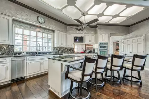 Kitchen - 14141 Millerton, Prather, CA 93651 photo 1 of 1