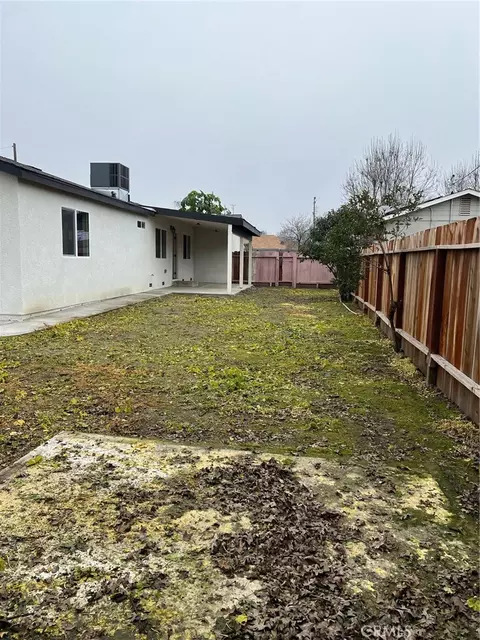 Exterior - 1901 Patterson Ave, Corcoran, CA 93212 photo 4 of 13