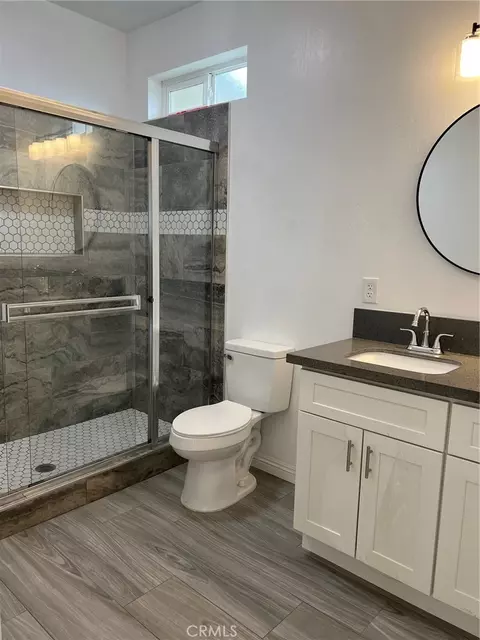 Bath - 1901 Patterson Ave, Corcoran, CA 93212 photo 4 of 5