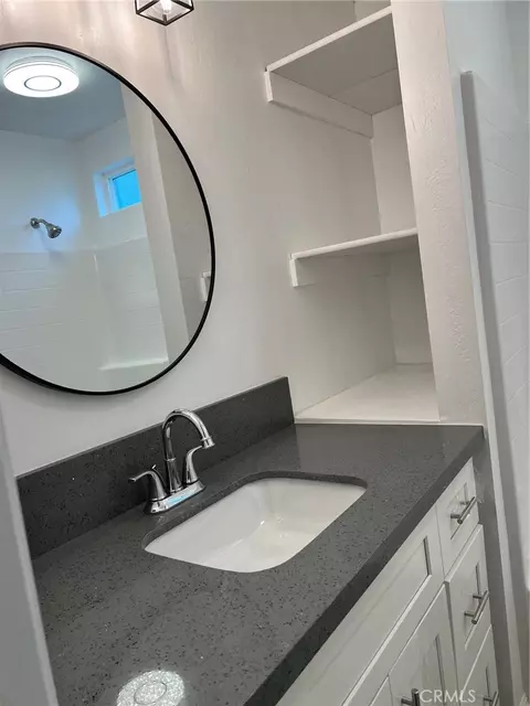 Bath - 1901 Patterson Ave, Corcoran, CA 93212 photo 3 of 5