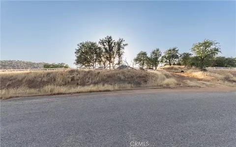 16295 Wrangler Dr, Springville, CA 93265