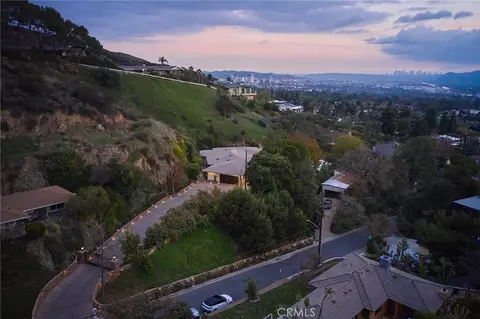 1752 Thurber Pl, Burbank, CA 91501