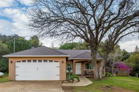 39313 Squaw Vly, Squaw Valley, CA 93675