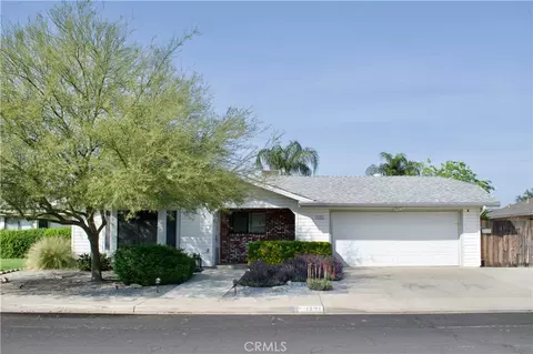 1721 Holland Ave, Clovis, CA 93611