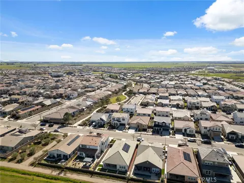 View/Area - 588 Overstone Ave, Madera, CA 93636 photo 8 of 19