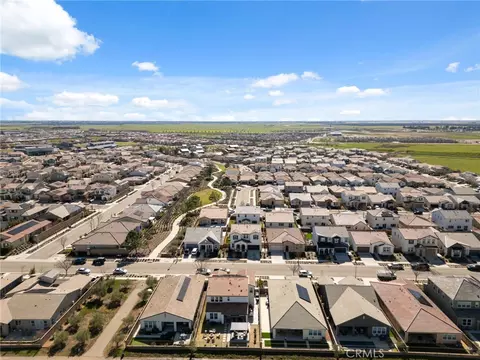 View/Area - 588 Overstone Ave, Madera, CA 93636 photo 7 of 19