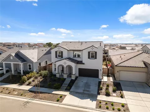 View/Area - 588 Overstone Ave, Madera, CA 93636 photo 3 of 19