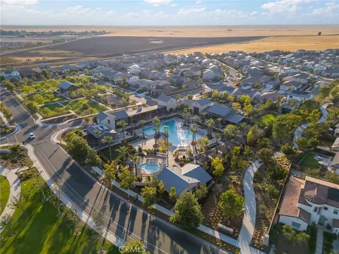 View/Area - 588 Overstone Ave, Madera, CA 93636 photo 19 of 19