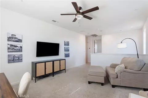 Entry Way - 588 Overstone Ave, Madera, CA 93636 photo 4 of 6
