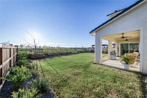 Exterior - 1042 Beaver Pond, Madera, CA 93636 photo 3 of 9