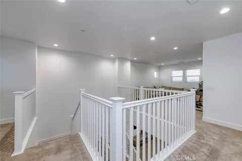 Entry Way - 1042 Beaver Pond, Madera, CA 93636 photo 6 of 6