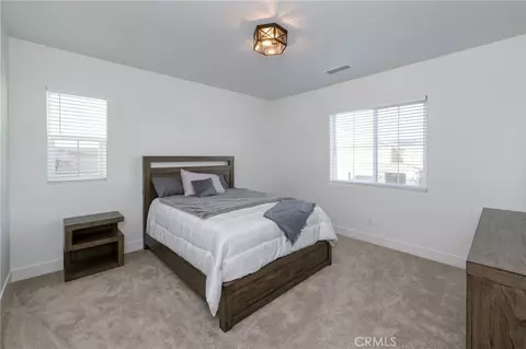 Bedroom - 1042 Beaver Pond, Madera, CA 93636 photo 3 of 6